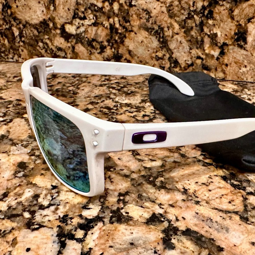 Oakley Holbrook White/Purple Sunglasses